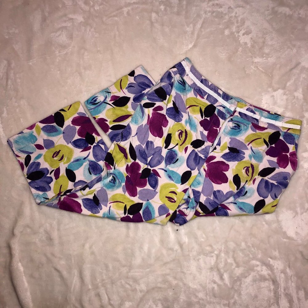 Floral Patterned Capris
